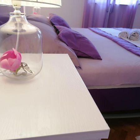 Apartmani Niki Hvar フヴァル エクステリア 写真