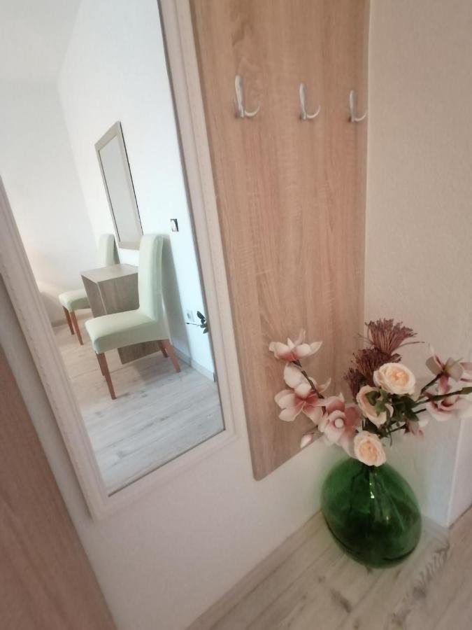 Apartmani Niki Hvar フヴァル エクステリア 写真