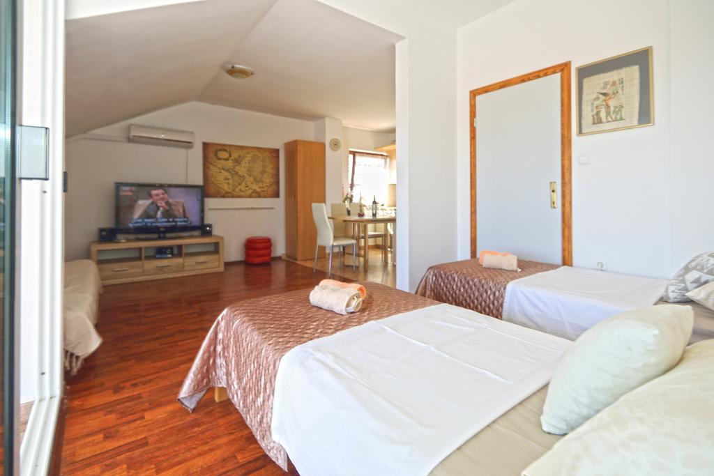 Apartmani Niki Hvar フヴァル 部屋 写真