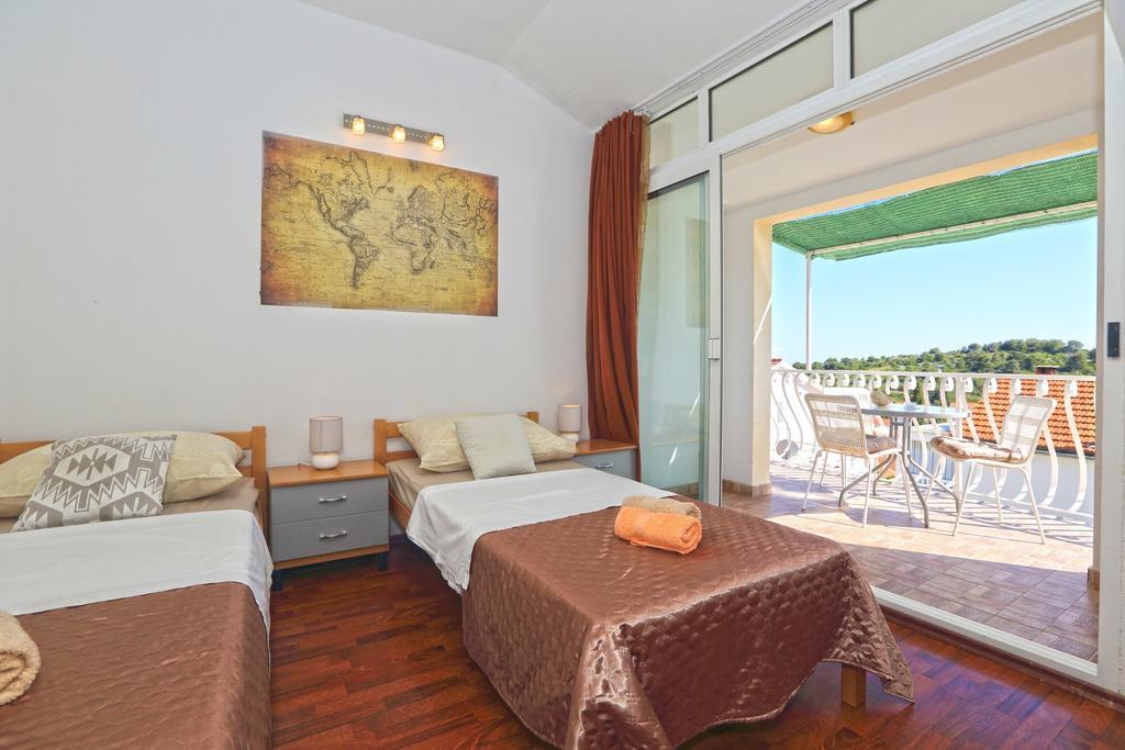 Apartmani Niki Hvar フヴァル 部屋 写真