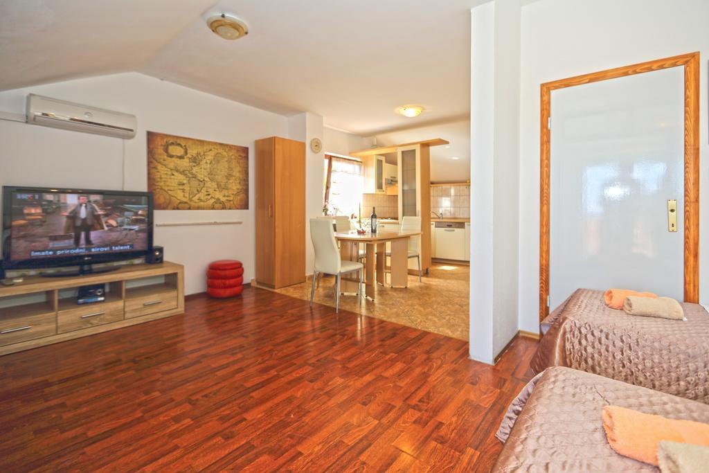 Apartmani Niki Hvar フヴァル 部屋 写真