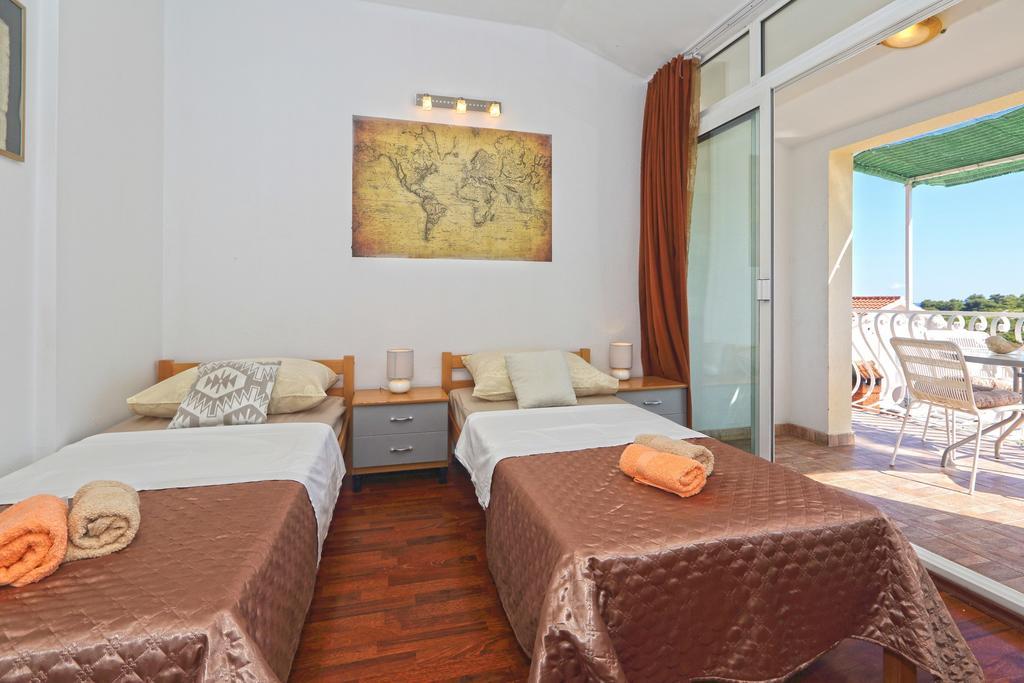 Apartmani Niki Hvar フヴァル 部屋 写真