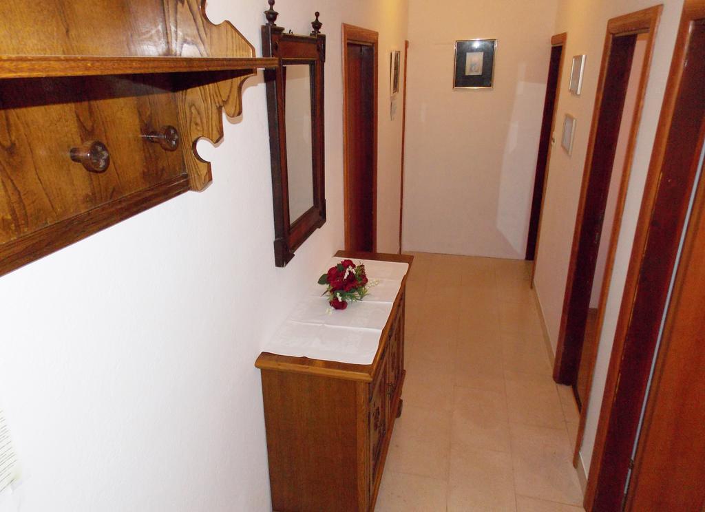 Apartmani Niki Hvar フヴァル エクステリア 写真