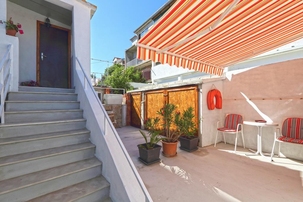 Apartmani Niki Hvar フヴァル エクステリア 写真